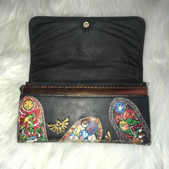 Legend of Zelda Windwaker Wallet - Picture 6 of 7